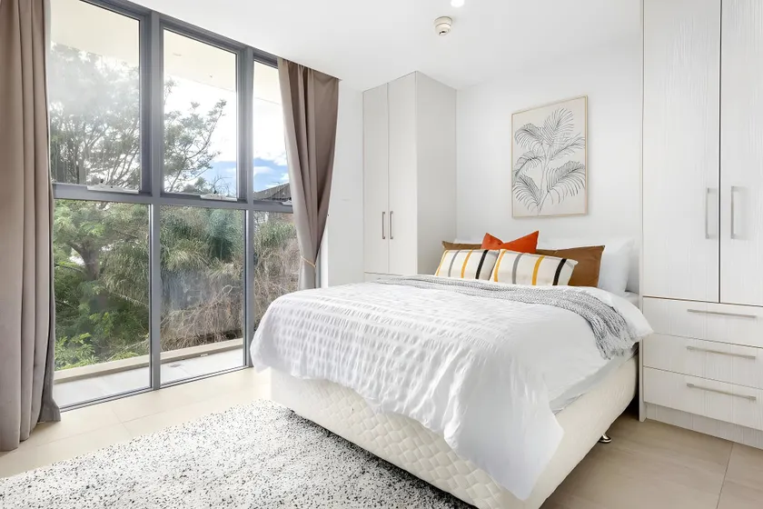 Stylish & Cozy Beach Studio, 5min walk to Bondi Beach - Image 1