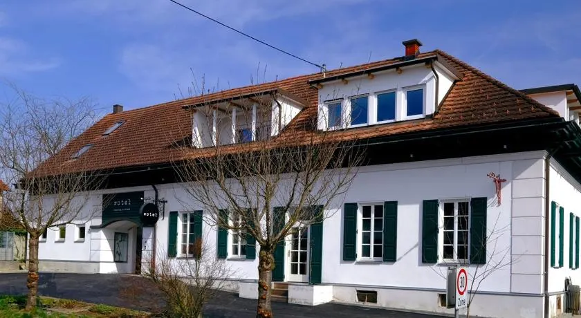 Wotel - Image 1