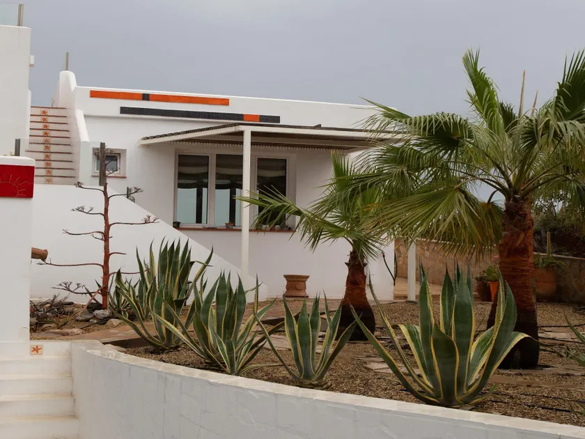Vacation villa with sea views in Mojacar - Image 1