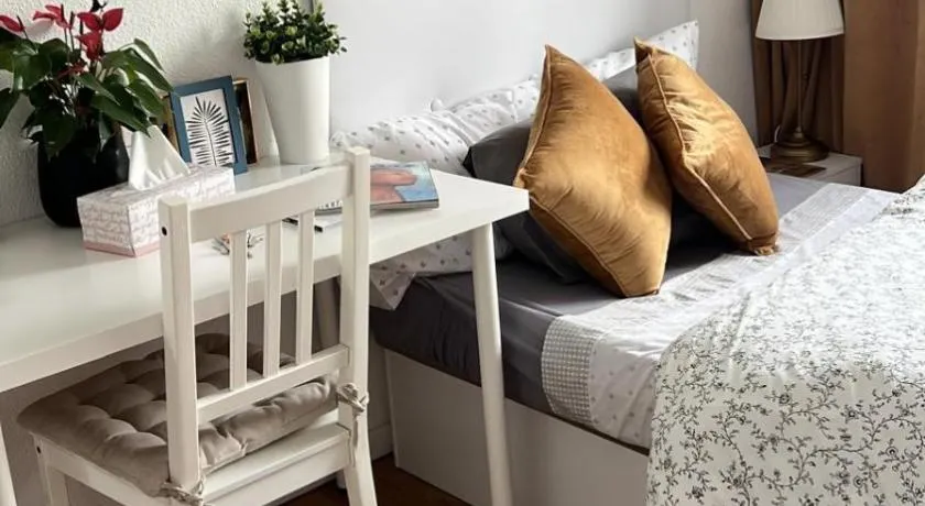 Habitación en Madrid - Image 1