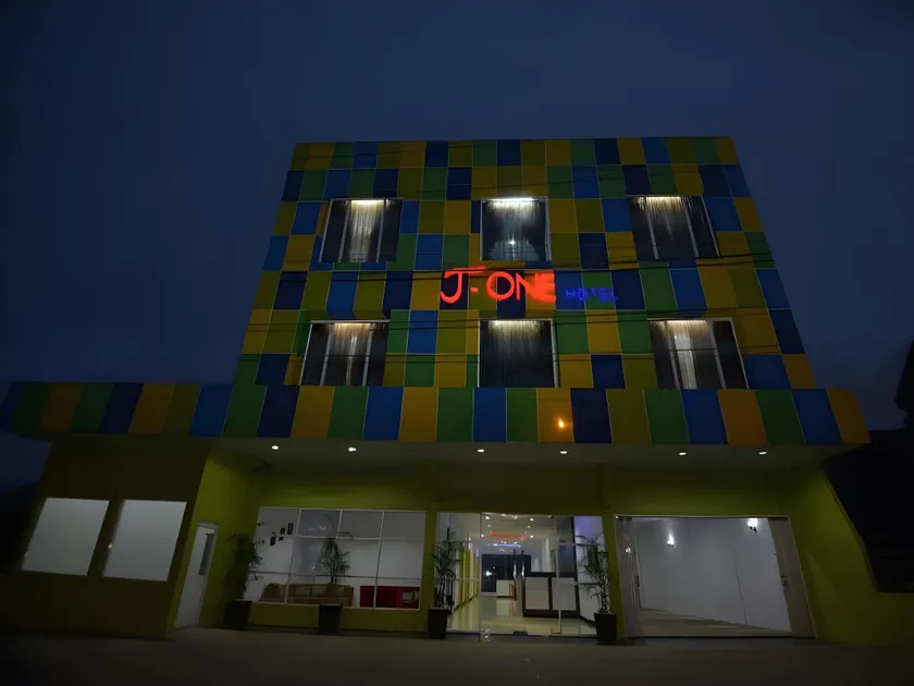 T-One Hotel - Image 1
