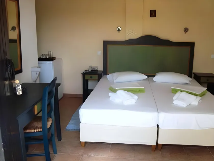 Aktaion Hotel - Image 1