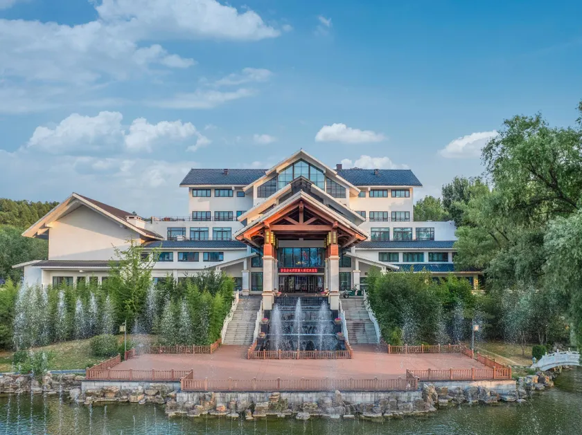 Chishuiwan Hotel - Image 1
