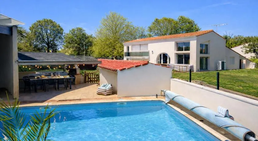 La Villa au Bosquet - Image 1
