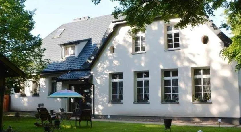 Gospodarstwo Agroturystyczne Dworek Andrzejówka - Image 1