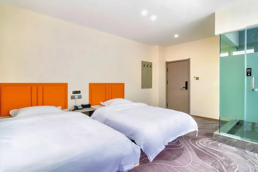 ZhenXin Hotel Harbin Airport - Image 1