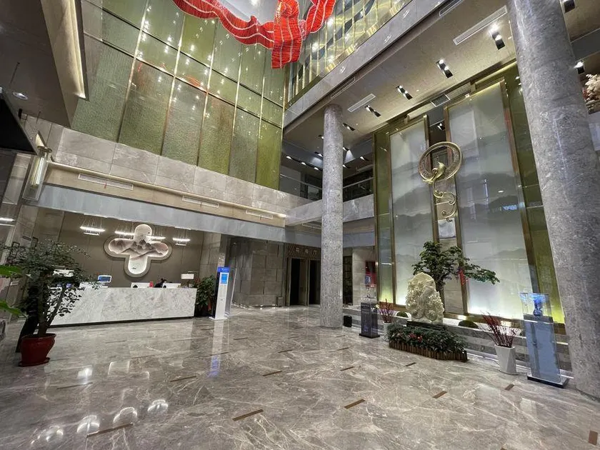 Yanjiangnan Hotel - Image 1
