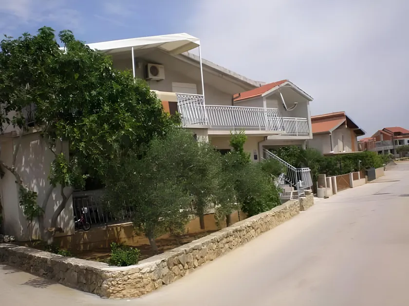 Apartments Anita Frane - Image 1