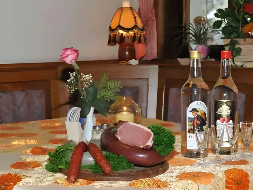 Hotel Restaurant Alte Linde - Image 1