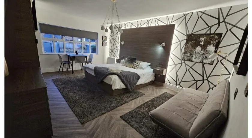 Home Sweet Home - Image 1