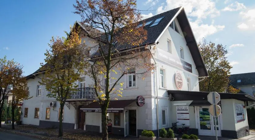 Apartments Miki's - Image 1