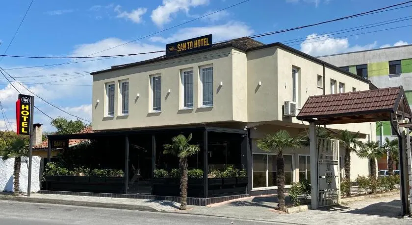 SANTO Hotel - Image 1