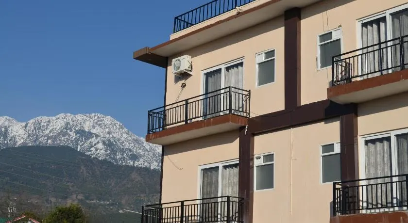 HIMALAYA INN - Image 1