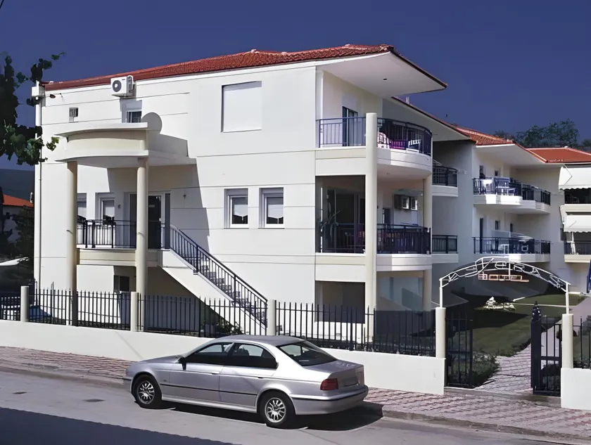 Asteras Hotel - Image 1