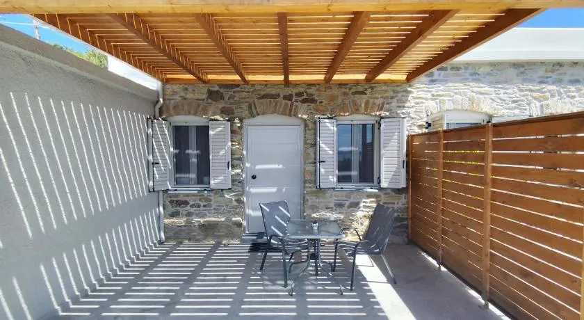 Karystos Chora Suites - Image 1