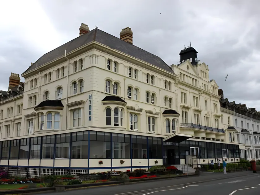 Hydro Hotel - Image 1