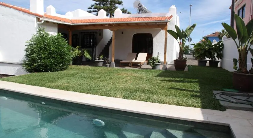 Casa Mariposa Monarca 1 - Image 1