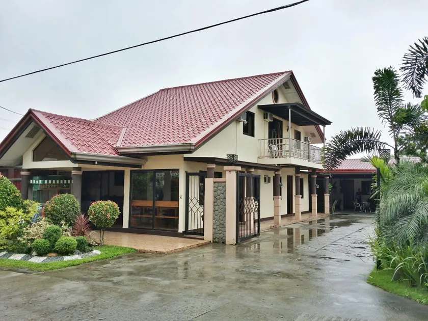 Sierra Traveller’s Inn Holy Spirit - Image 1