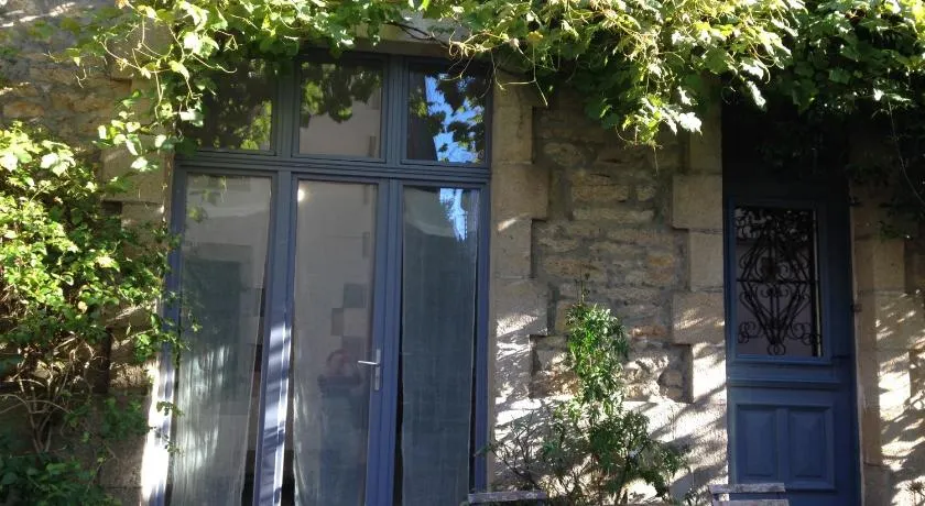 Grand Studio Type Loft - Image 1