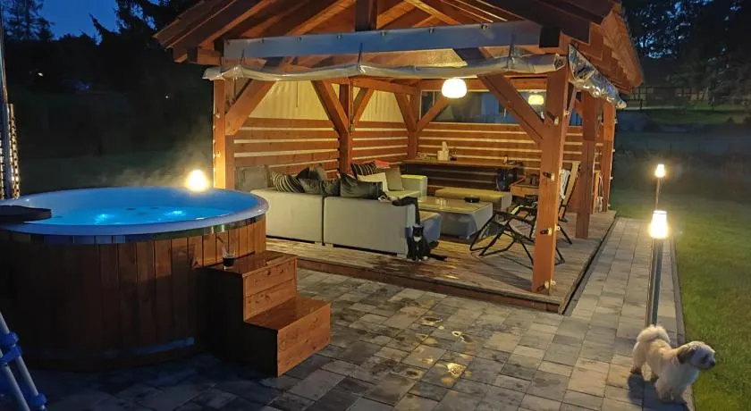 POD DĘBEM - Image 1