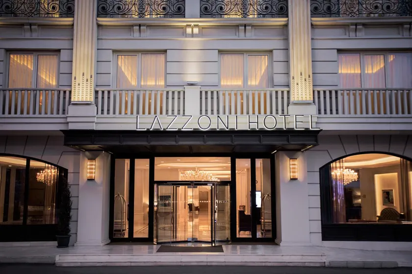 Lazzoni Hotel - Image 1