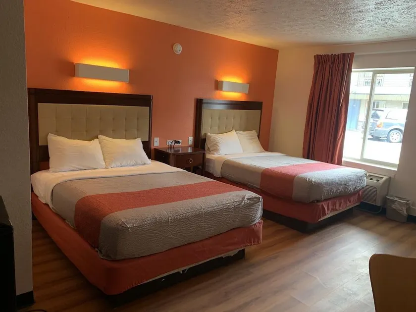 FairBridge Inn Express North Lima - Image 1