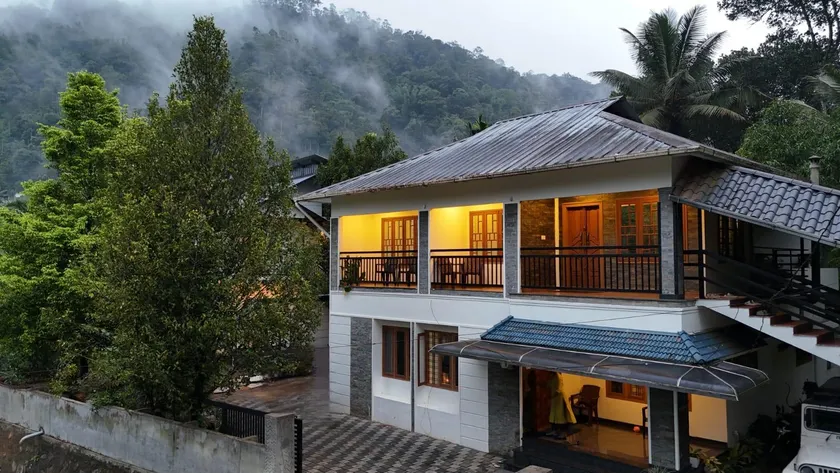 NIDHRA HOMESTAY - Image 1