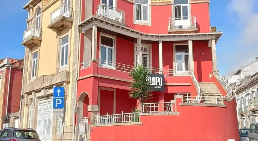 OLOPO Hostel - Image 1