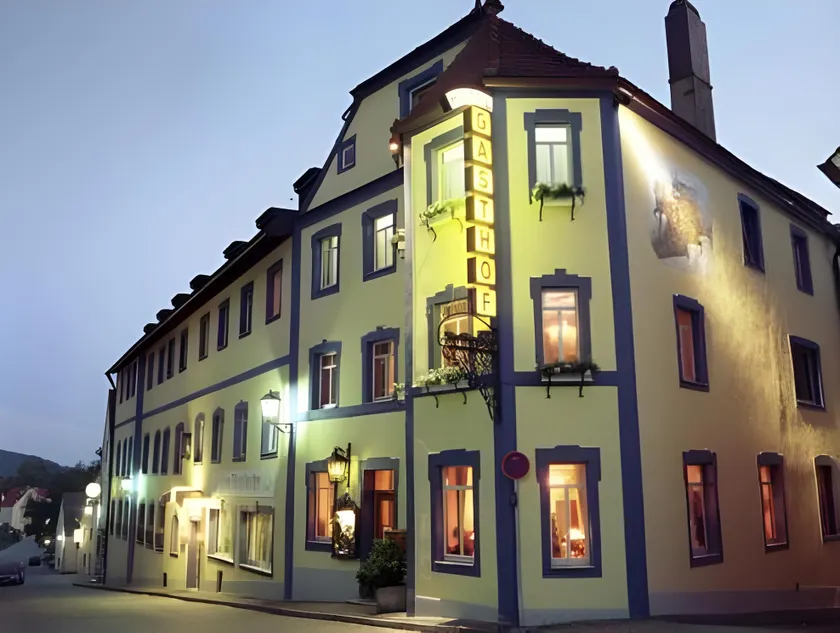 Hotel-Gasthof Zur Post - Image 1