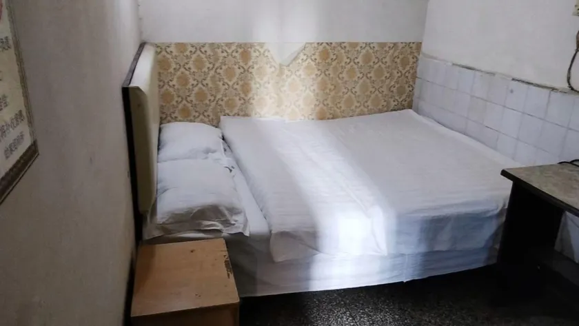 Yijia Guesthouse - Image 1