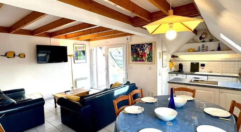 Carnac - Duplex T3 avec Piscine, 6 Couchages, Proche Plage - Image 1