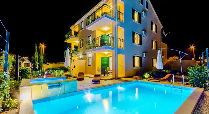 Vila Mimoza - Image 1