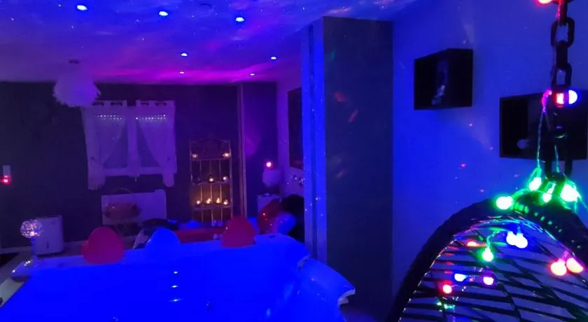 Loft en Baie de Somme LÉcrin Romantique avec baignoire balnéo privative - Image 1