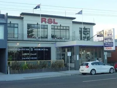 Lakes Entrance RSL Glenara Motel - Image 1