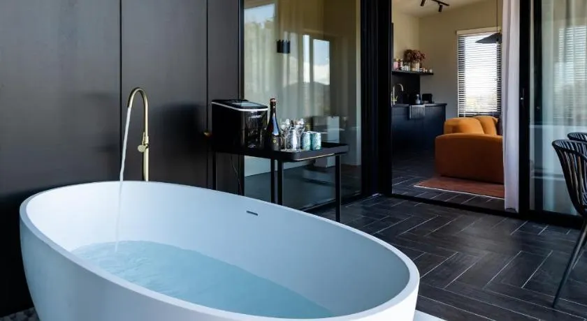 Wherewithal Luxury Suites - Image 1