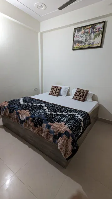 Kartik Homestay with Kitchen at Vrindavan - Image 1