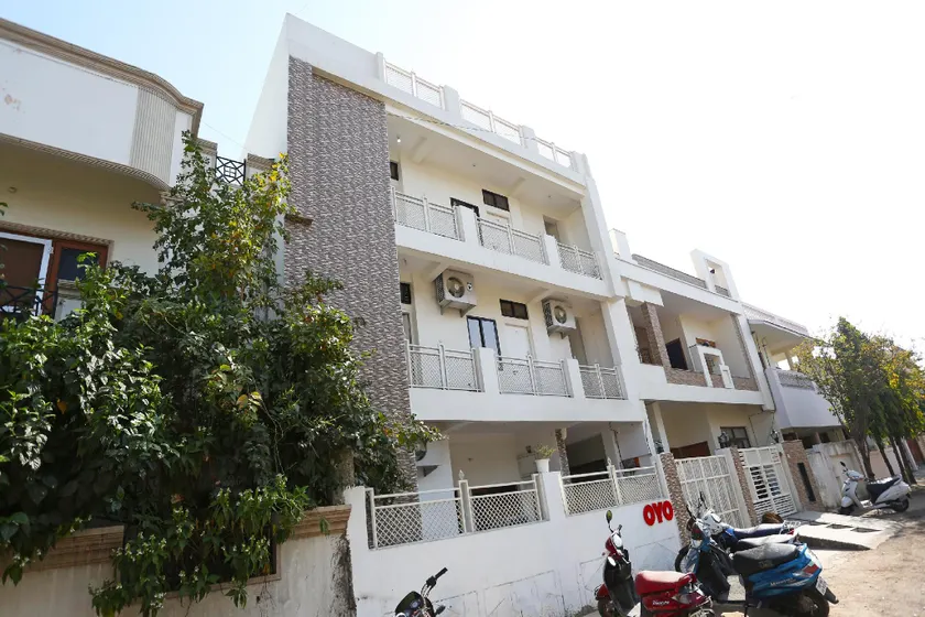 Hotel O by OYO 30359 Hotel The Vinayak - Image 1