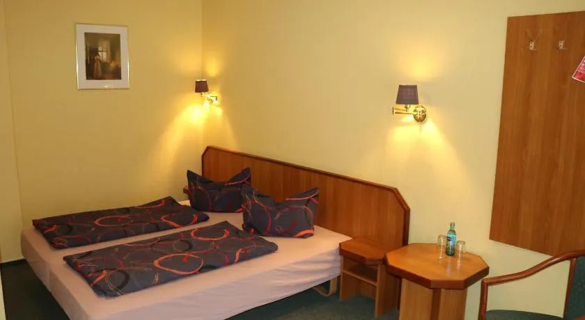 Stadthotel Brandenburger Hof - Image 1