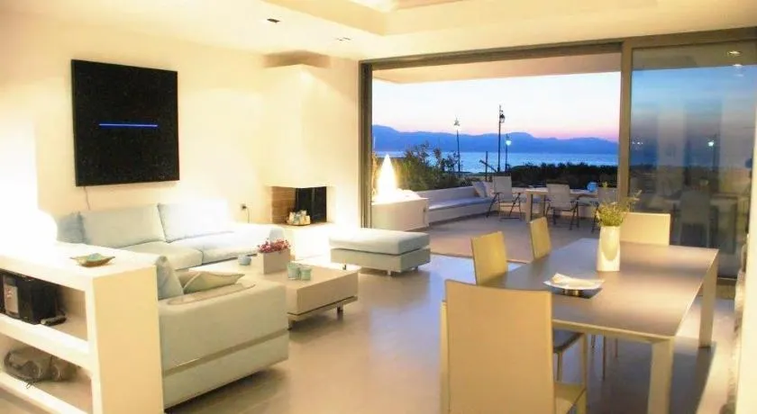 Beach Front Villa in Loutraki - Image 1