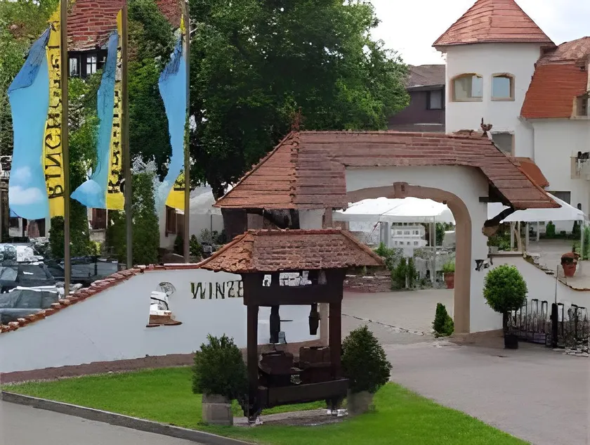Ringhotel Winzerhof - Image 1