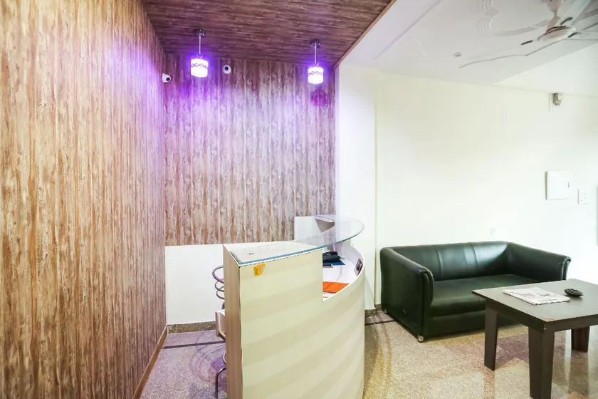 OYO 70412 Hotel Alwar Delight - Image 1