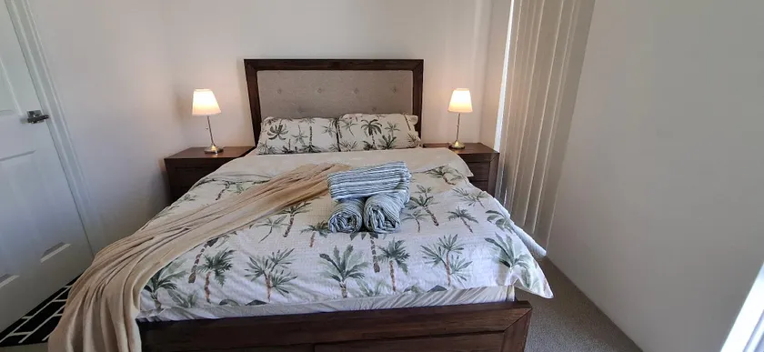 Lake side Master Room - Image 1