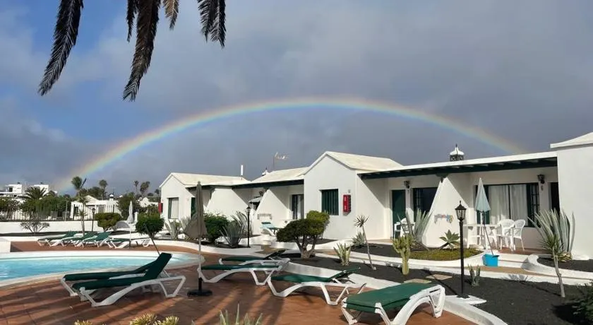 Bungalows Doble UVE - Image 1