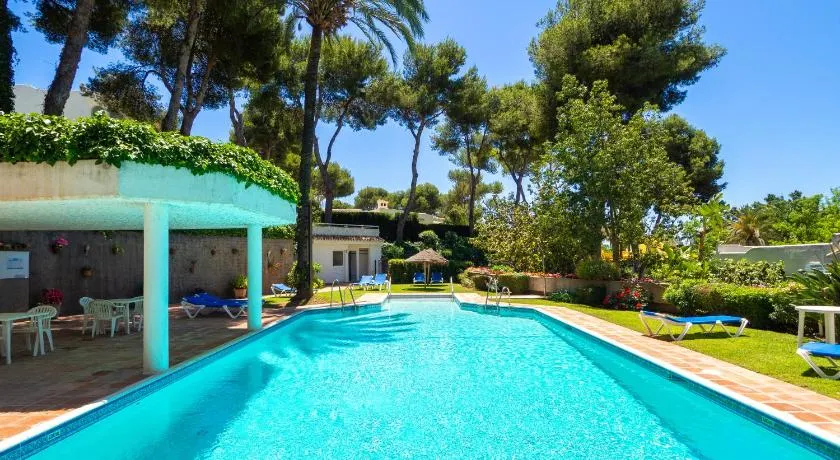 Appartement avec terrasse, internet haut débit et piscine | Vue mer - Image 1