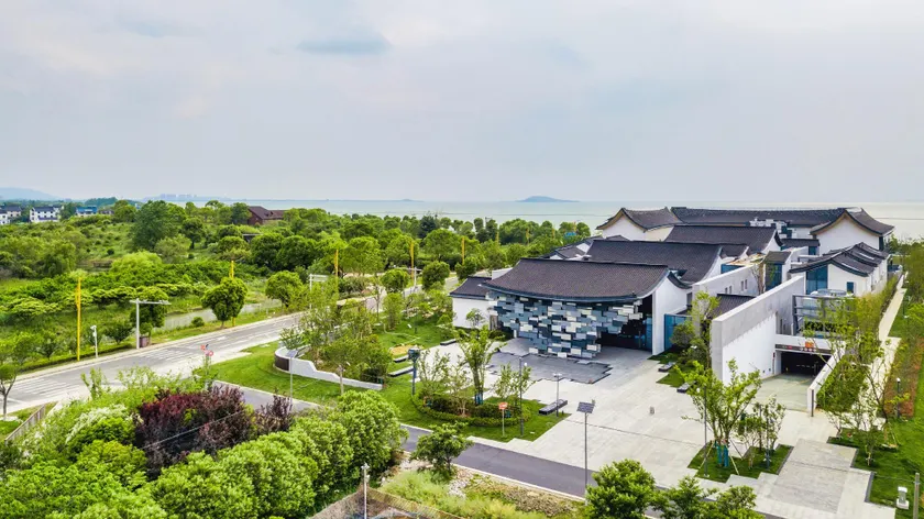 Suzhou YUE’J Wang Hu Hotel - Image 1