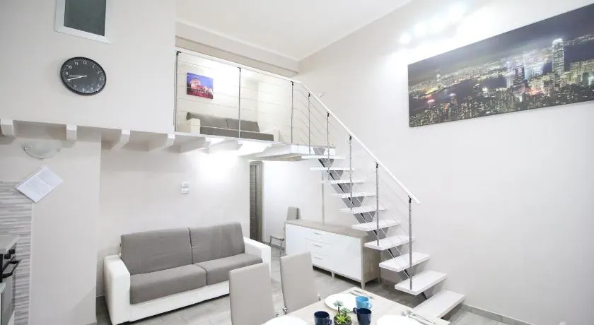 Modern Loft Apartment - Image 1