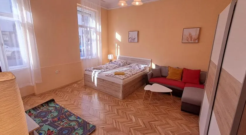 Hanna Apartman 1-2 - Image 1
