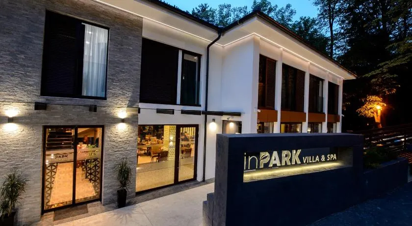 In Park Villa - Image 1