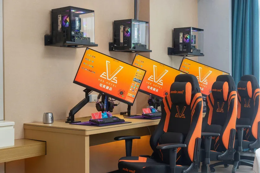 VES Esports Hotel (Wuming Lijian University Town Branch) - Image 1