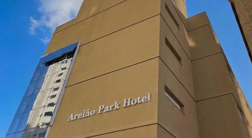 Areiao Park Hotel - Image 1